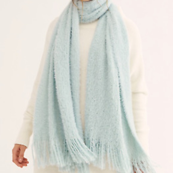 Free People Accessories - Blue free people scarf